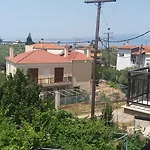 Apartament Dimitra's Garden